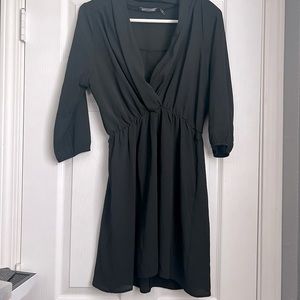 Juniors Med black dress‎